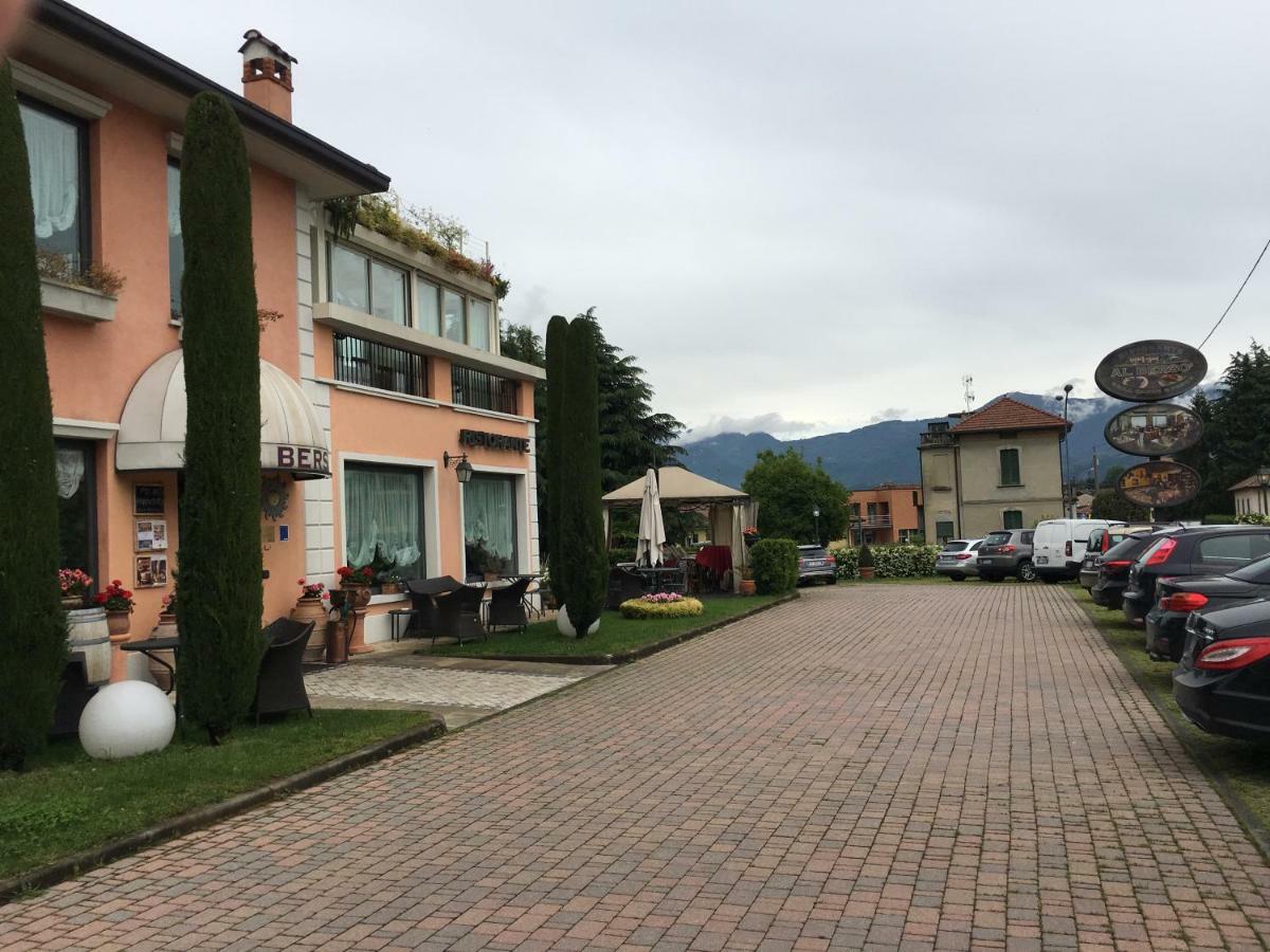Locanda Al Berso Calco  Eksteriør billede
